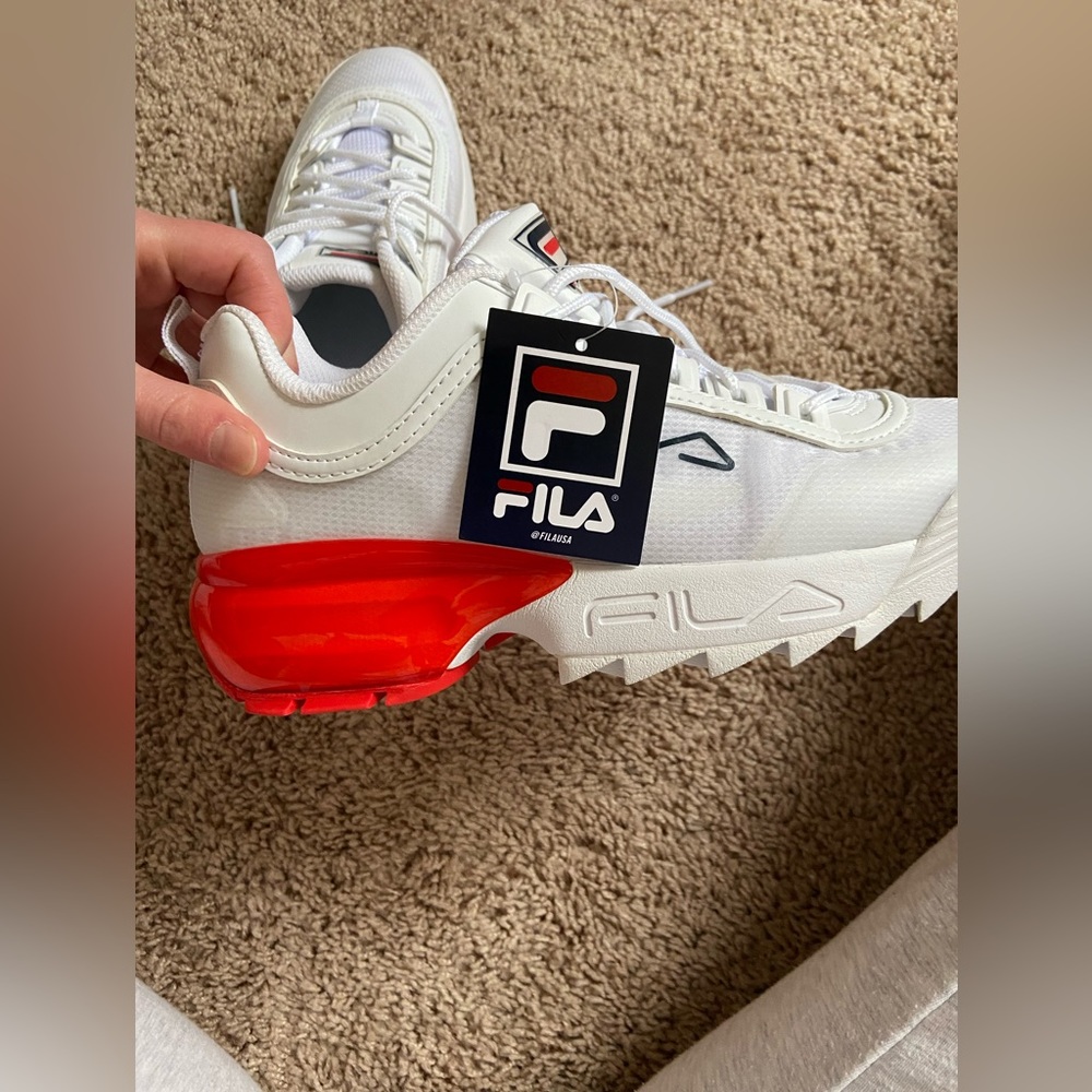 Brand new never worn Fila Disruptor 2, sold out online!